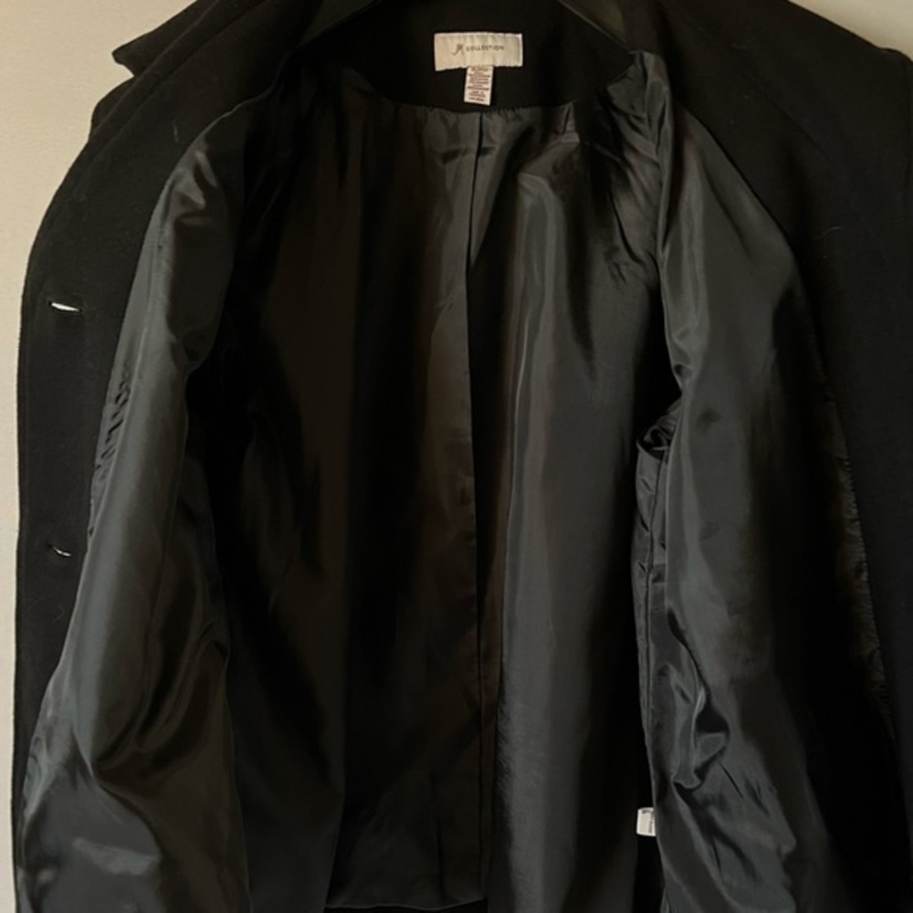 JM Collection, woman’s polyester 3 button down co… - image 7